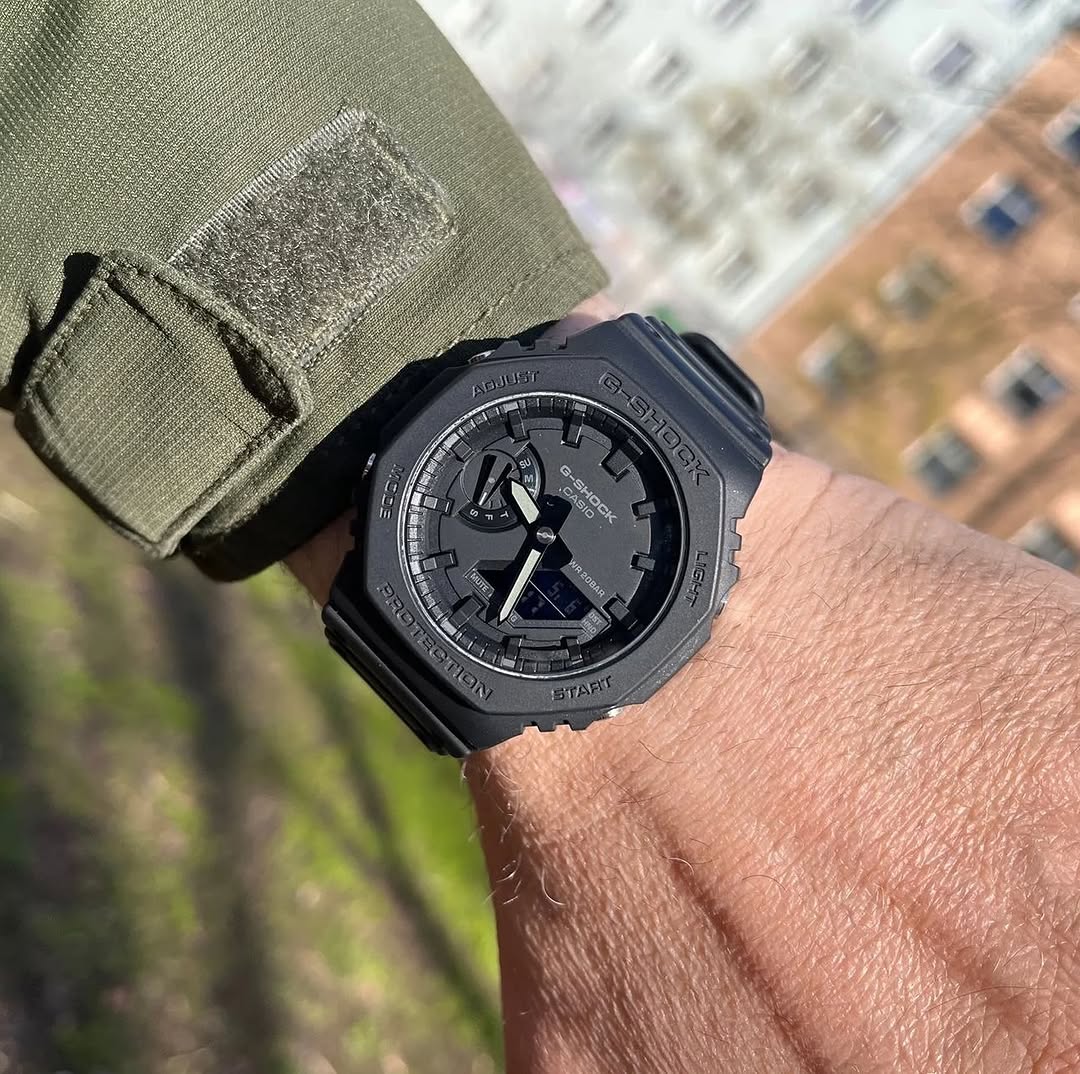 G-SHOCK-2100-Black