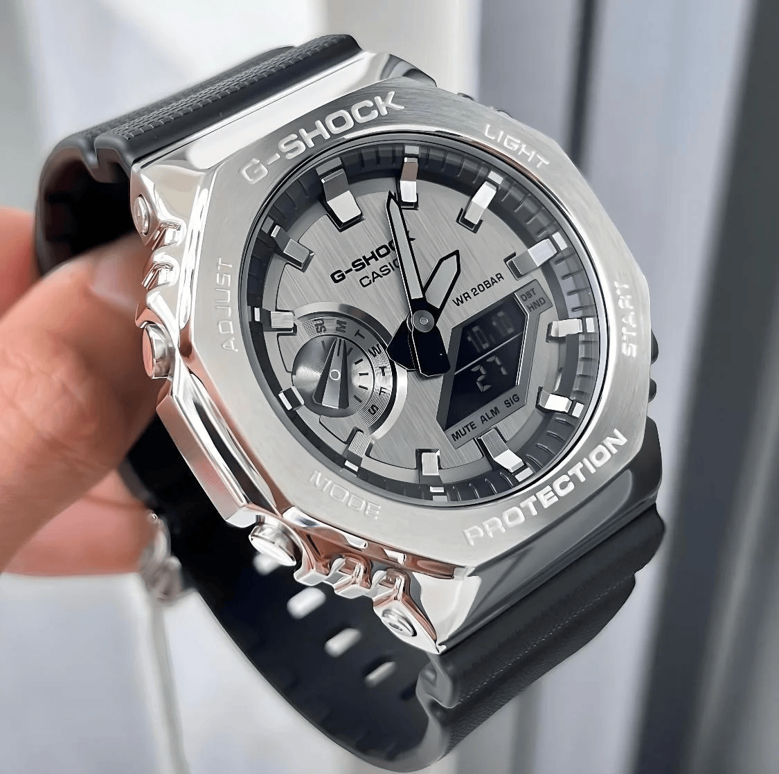 G-SHOCK G2100 SILVER-BLACK Metal Body