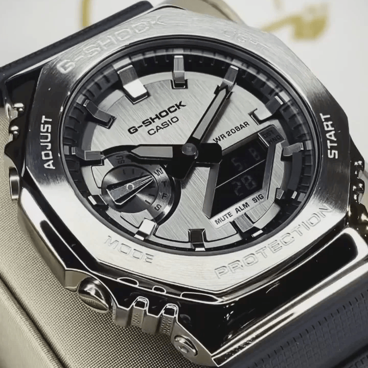 G-SHOCK G2100 SILVER-BLACK Metal Body